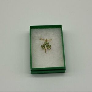 *NEW* Rhinestone Clover Pendant Necklace